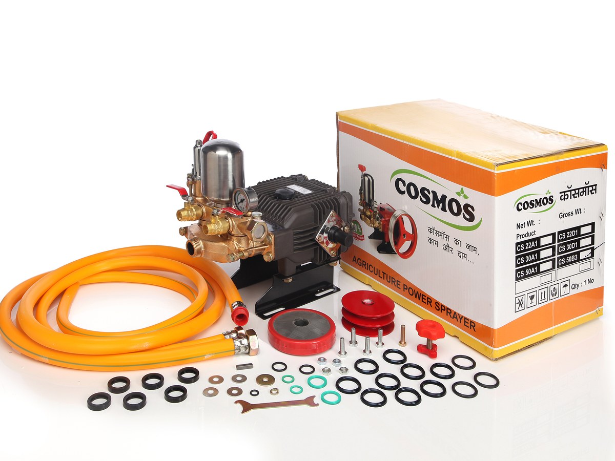 Battery and piston pump agricultural sprayers